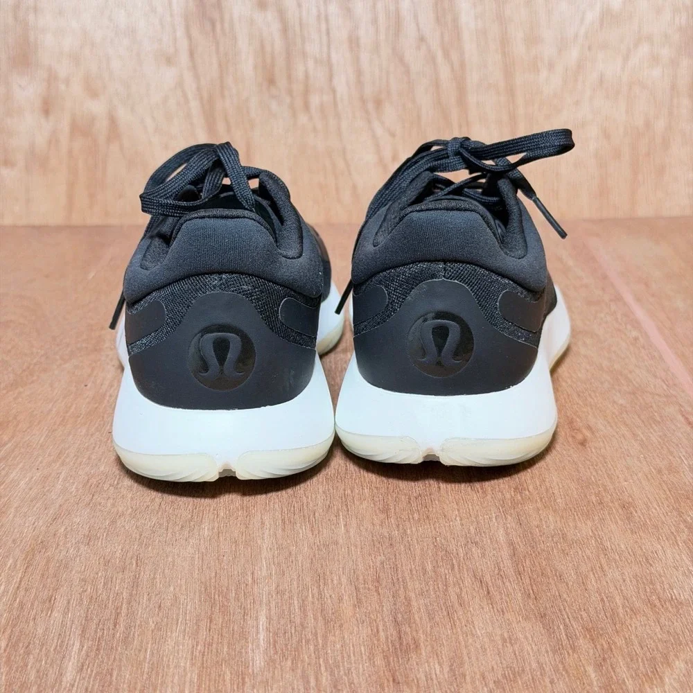 Lululemon strongfeel‎ train Womens 8.5 Workout Shoes Black sneaker lace up gym